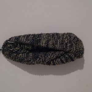 Black and gold sparkly infinity scarf